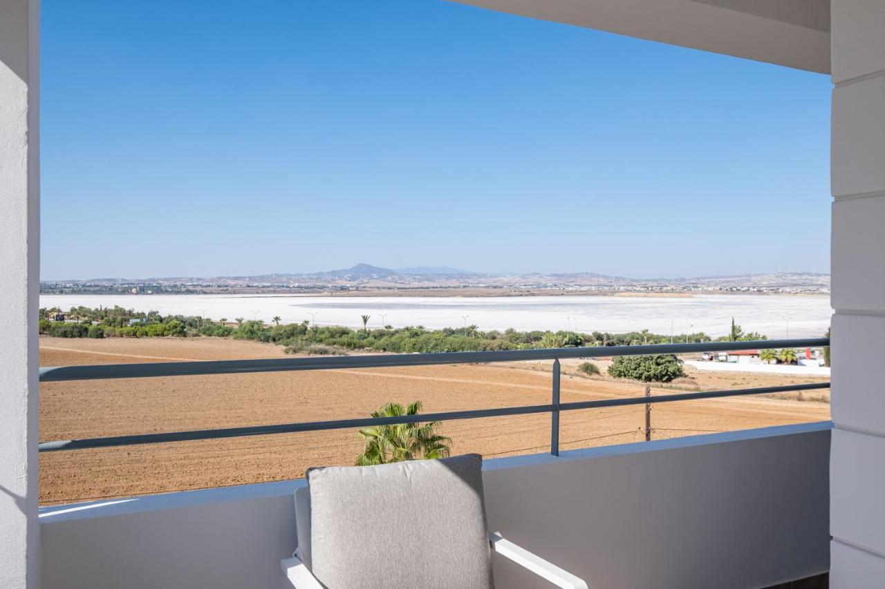 The Saline Views Makenzy Lägenhet Larnaca Exteriör bild